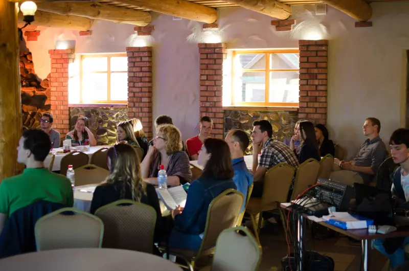 Jauniešu konference “Dievs ir labs”