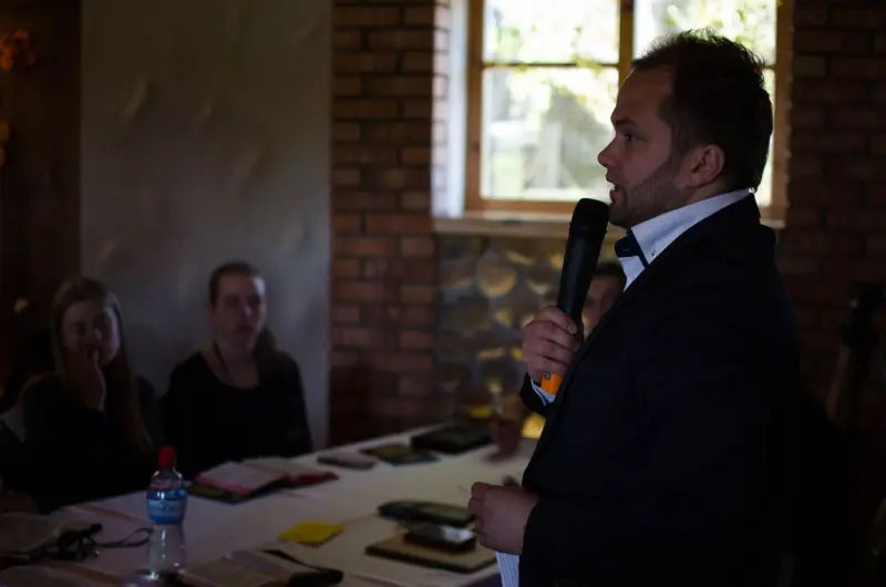 Jauniešu konference “Dievs ir labs”