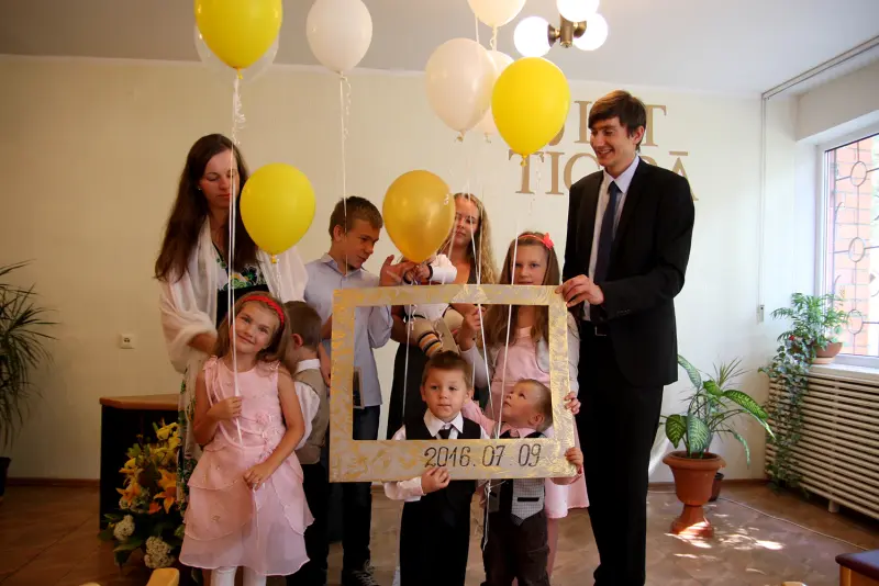 Kristības un bērnu svētīšana Olaines draudzē