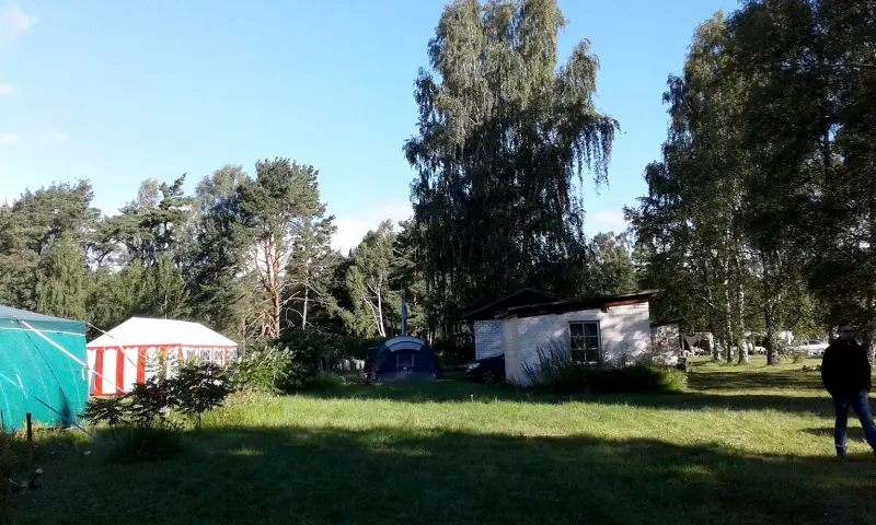 Lielā telts sanāksme Mazirbē