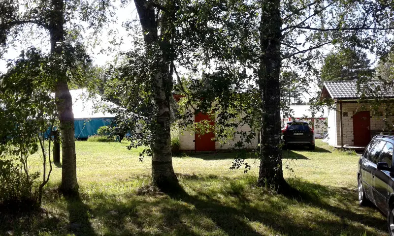 Lielā telts sanāksme Mazirbē