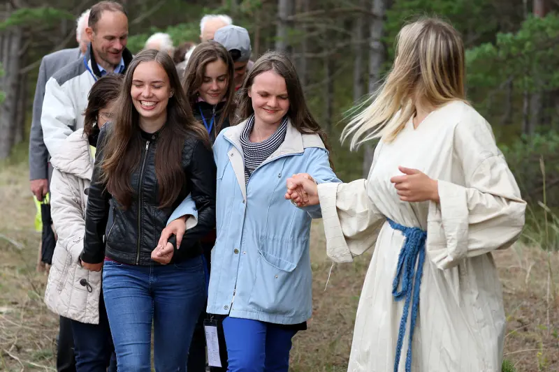 Lielā telts sanāksme Mazirbē