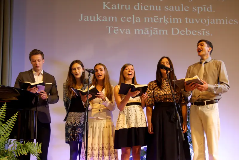 Jauniešu dievkalpojums Rīgas 1. draudzē