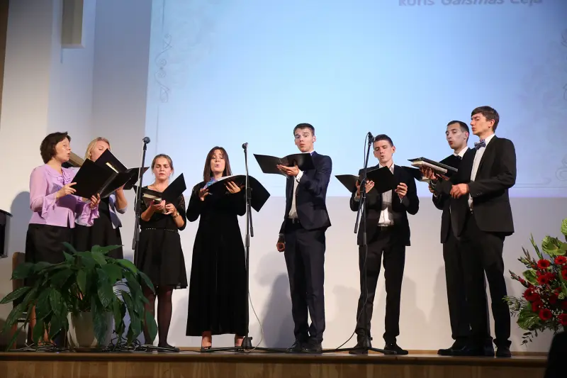 120 gadu jubilejas atklāšanas dievkalpojums