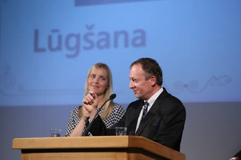 120 gadu jubilejas atklāšanas dievkalpojums