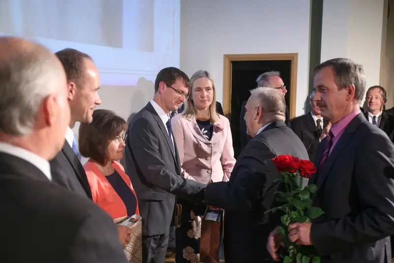 120 gadu jubilejas atklāšanas dievkalpojums