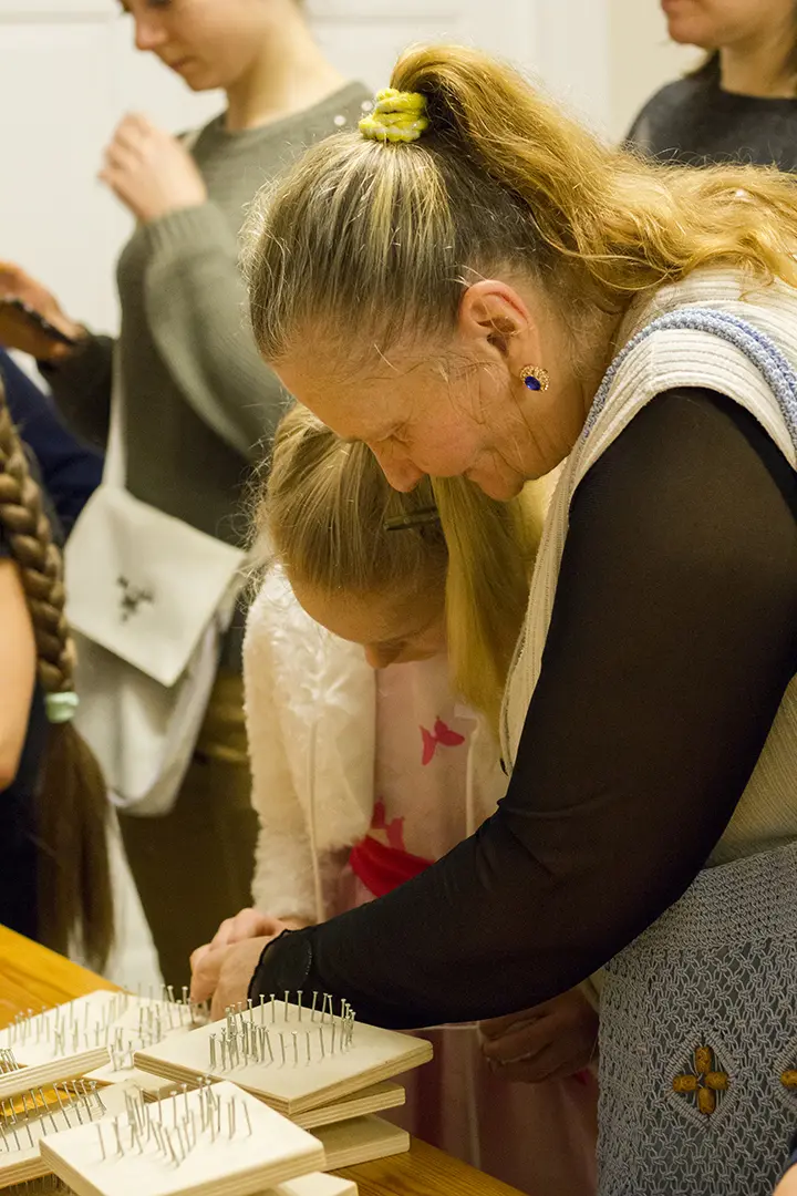 Labdarības pasākums ar ADRAs paciņām Tukuma draudzē