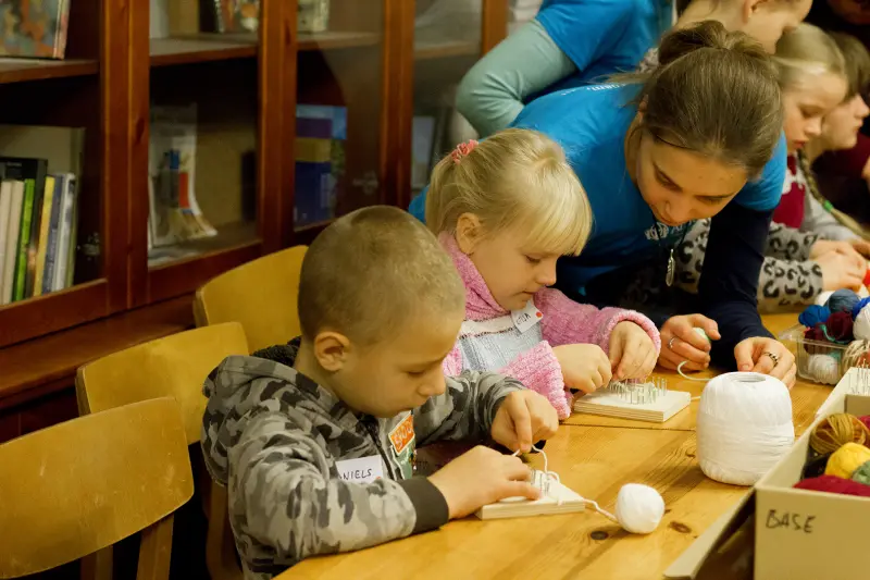 Labdarības pasākums ar ADRAs paciņām Tukuma draudzē