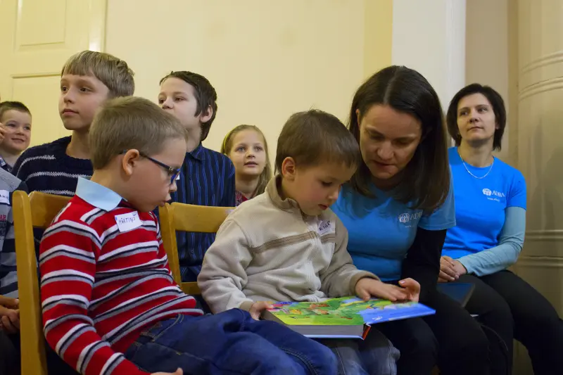 Labdarības pasākums ar ADRAs paciņām Tukuma draudzē