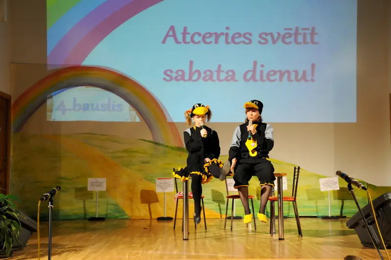 Bērnu un pusaudžu festivāls „Varavīksne”