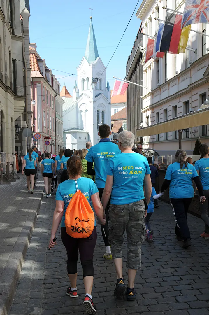 Maratons - Neseko man, seko Jēzum!