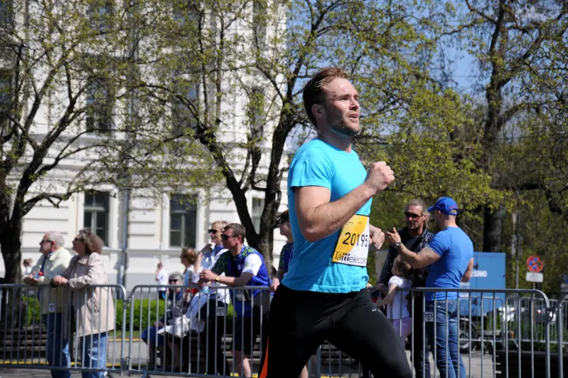 Maratons - Neseko man, seko Jēzum!