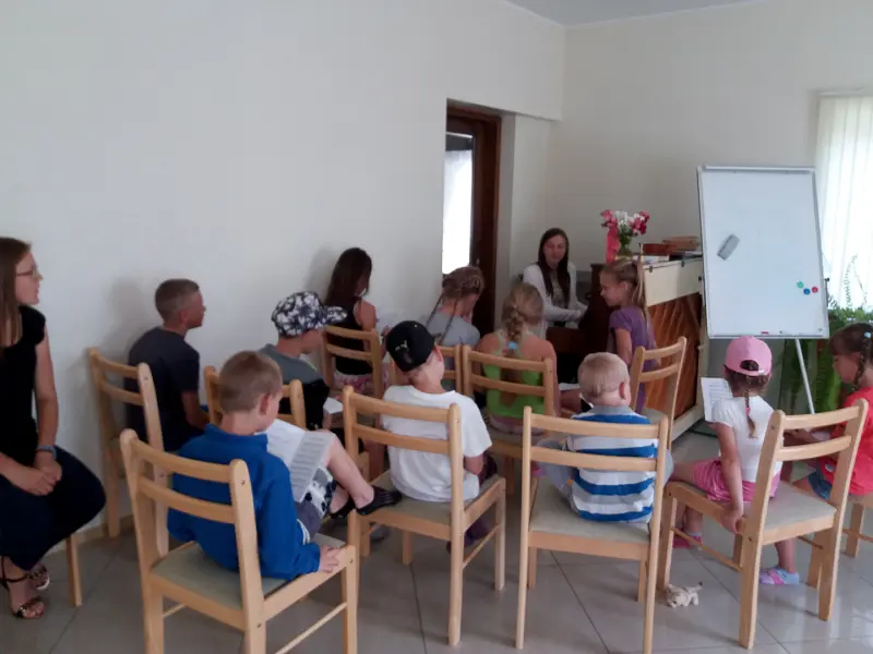 Trīs bērnu nometnes “Seko Jēzus pēdās!”