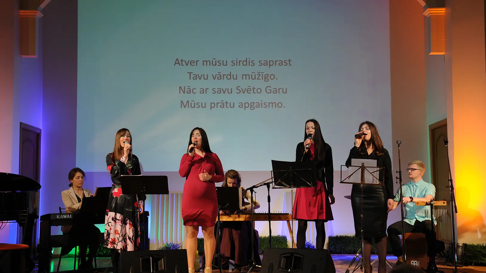Sieviešu kongress "Tuvāk mājām"