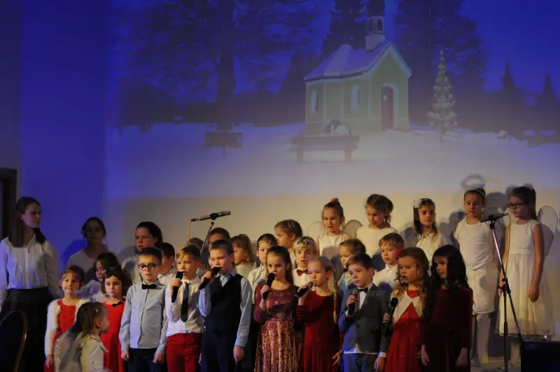 Ziemassvētku dievkalpojums Rīgas 1. draudzē