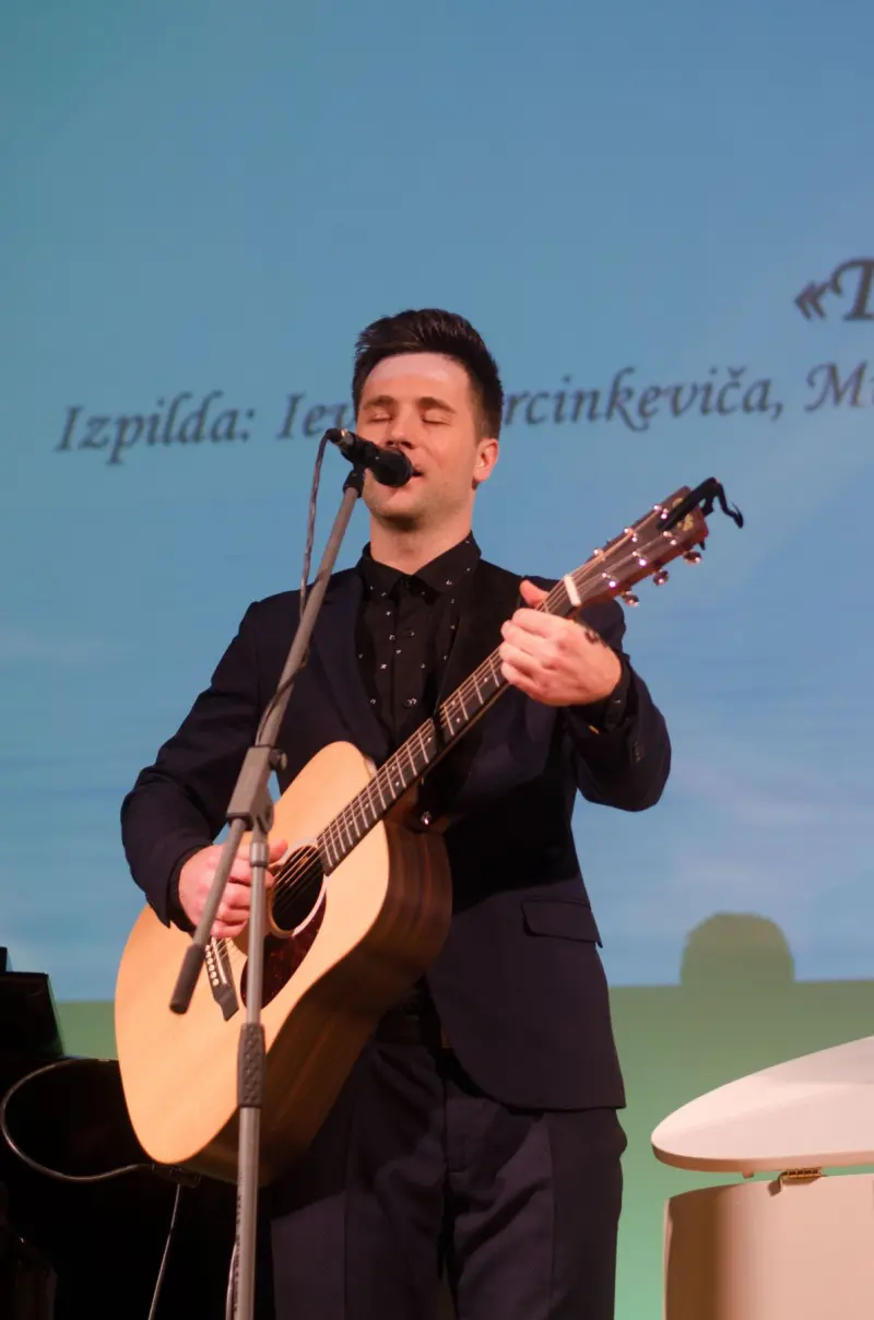 Labdarības koncerts "Mierā"
