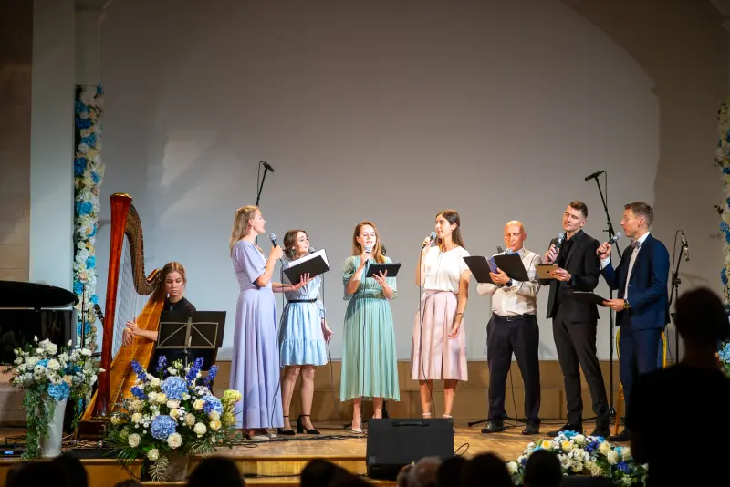 Dziesmu grāmatas atklāšana