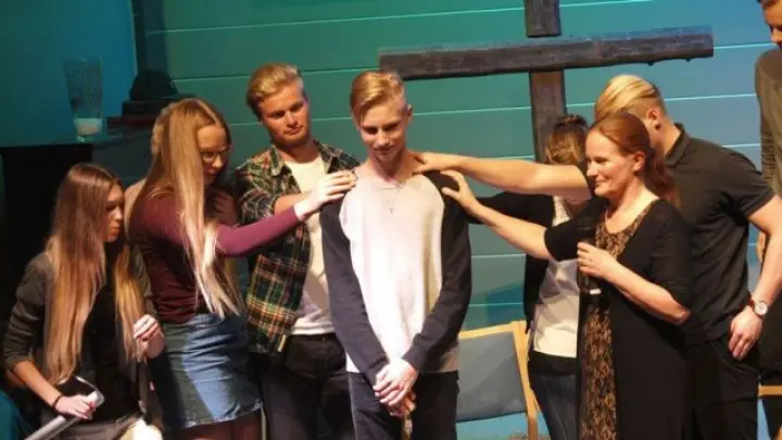 Somijas adventistu skola darbojas