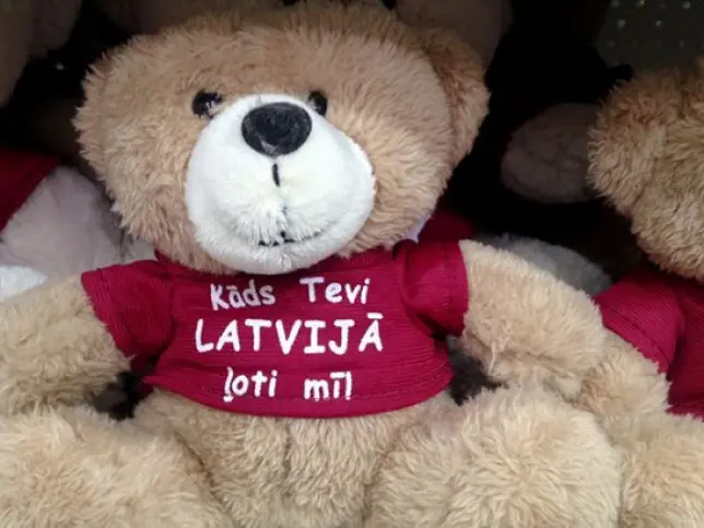 Dievs, svētī Latviju!