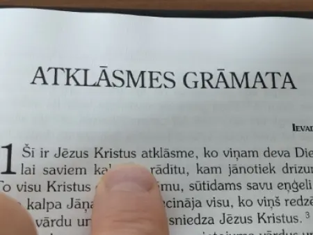 Atklāsmes grāmata. Apokalipses kopsavilkums IV
