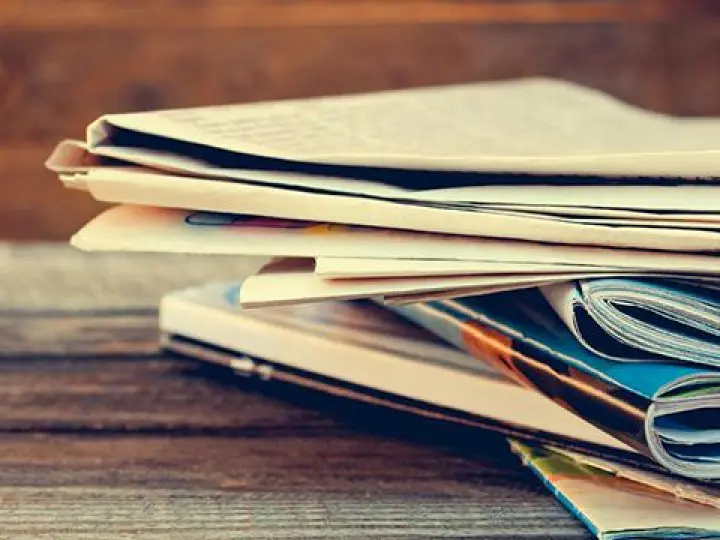 Izdevniecība Krievijā atzīmē cerības nešanas 25. gadadienu